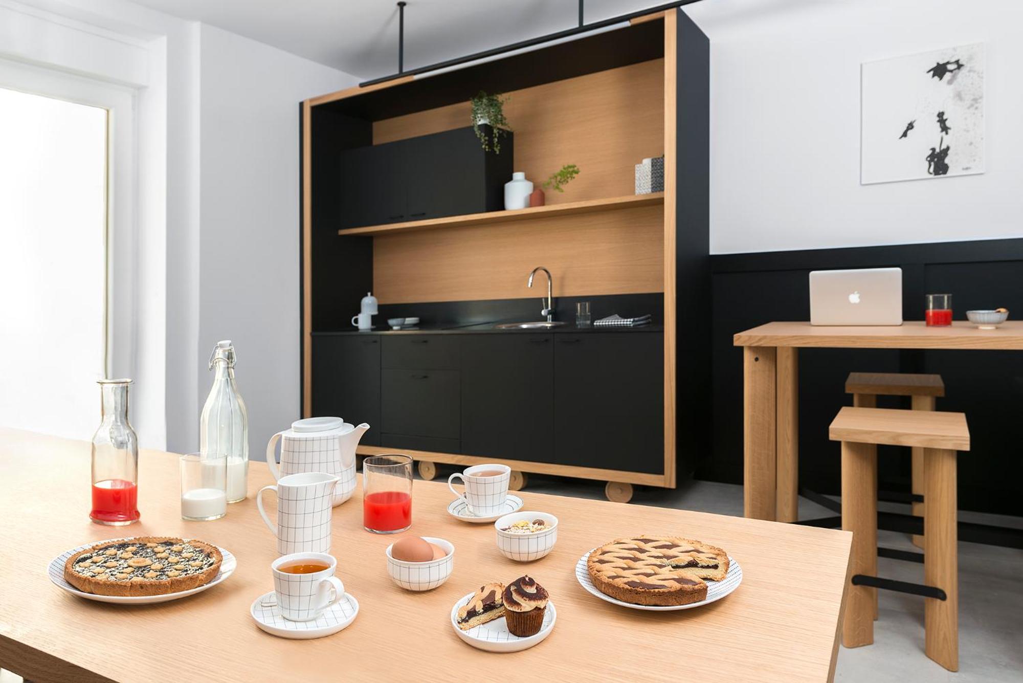 Bnbiz - Coworking Hotel ฟิโอเร็นซัวลา ดาร์ดา ภายนอก รูปภาพ
